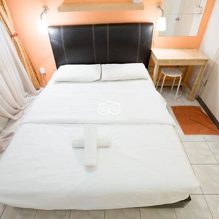 Orange Pekoe Guesthouse Куала Лумпур Екстериор снимка
