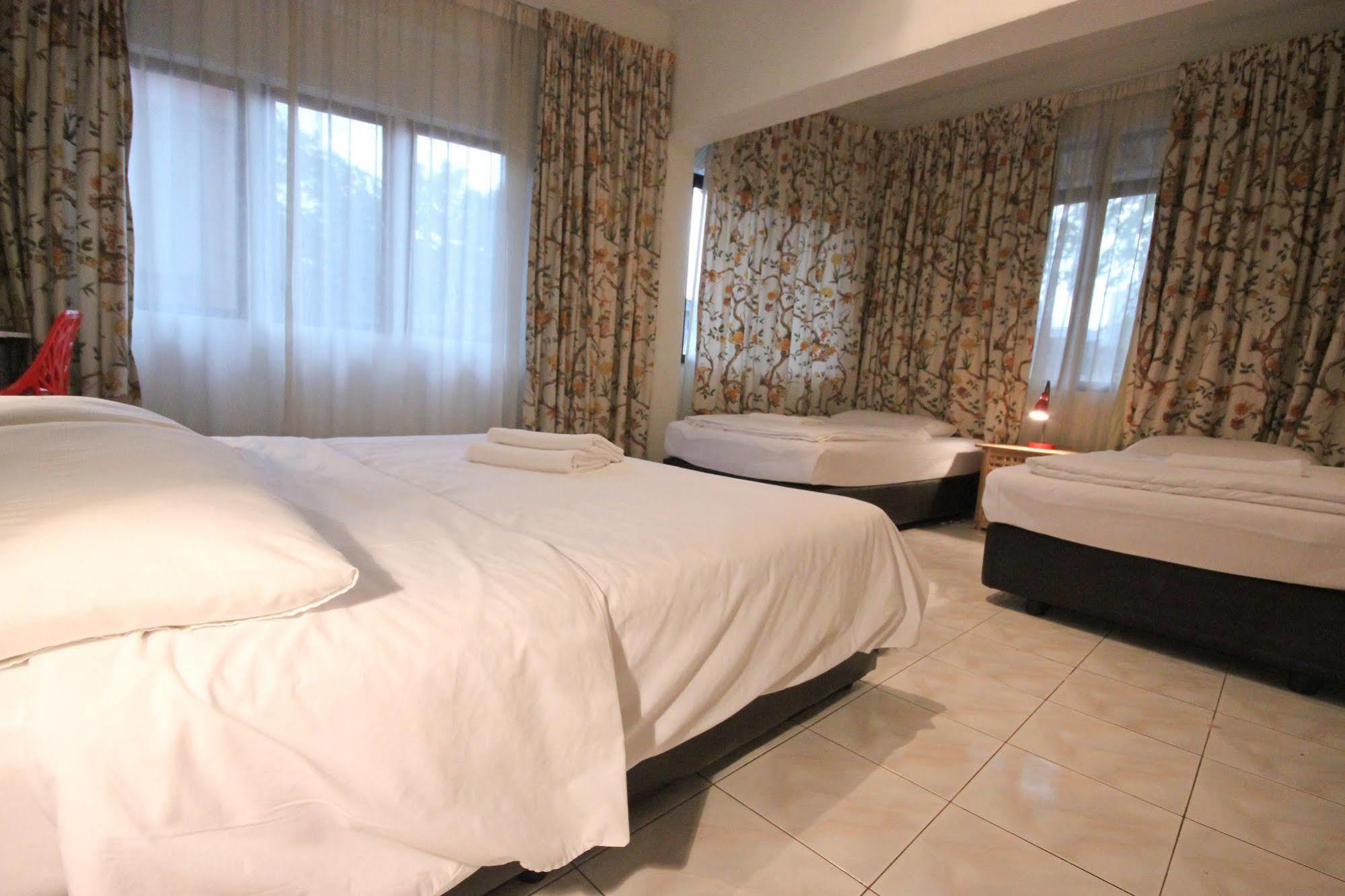 Orange Pekoe Guesthouse Куала Лумпур Екстериор снимка