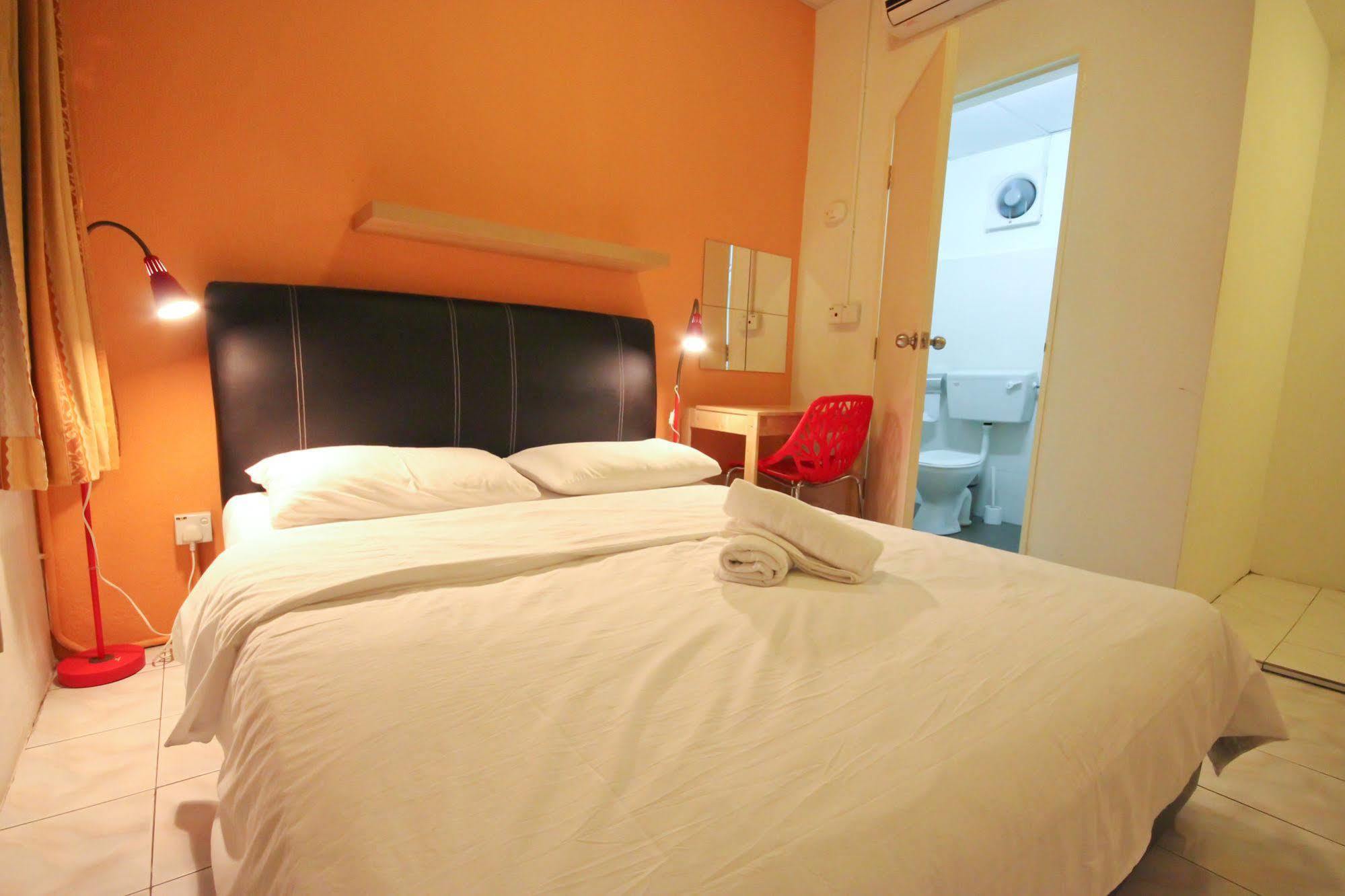 Orange Pekoe Guesthouse Куала Лумпур Екстериор снимка