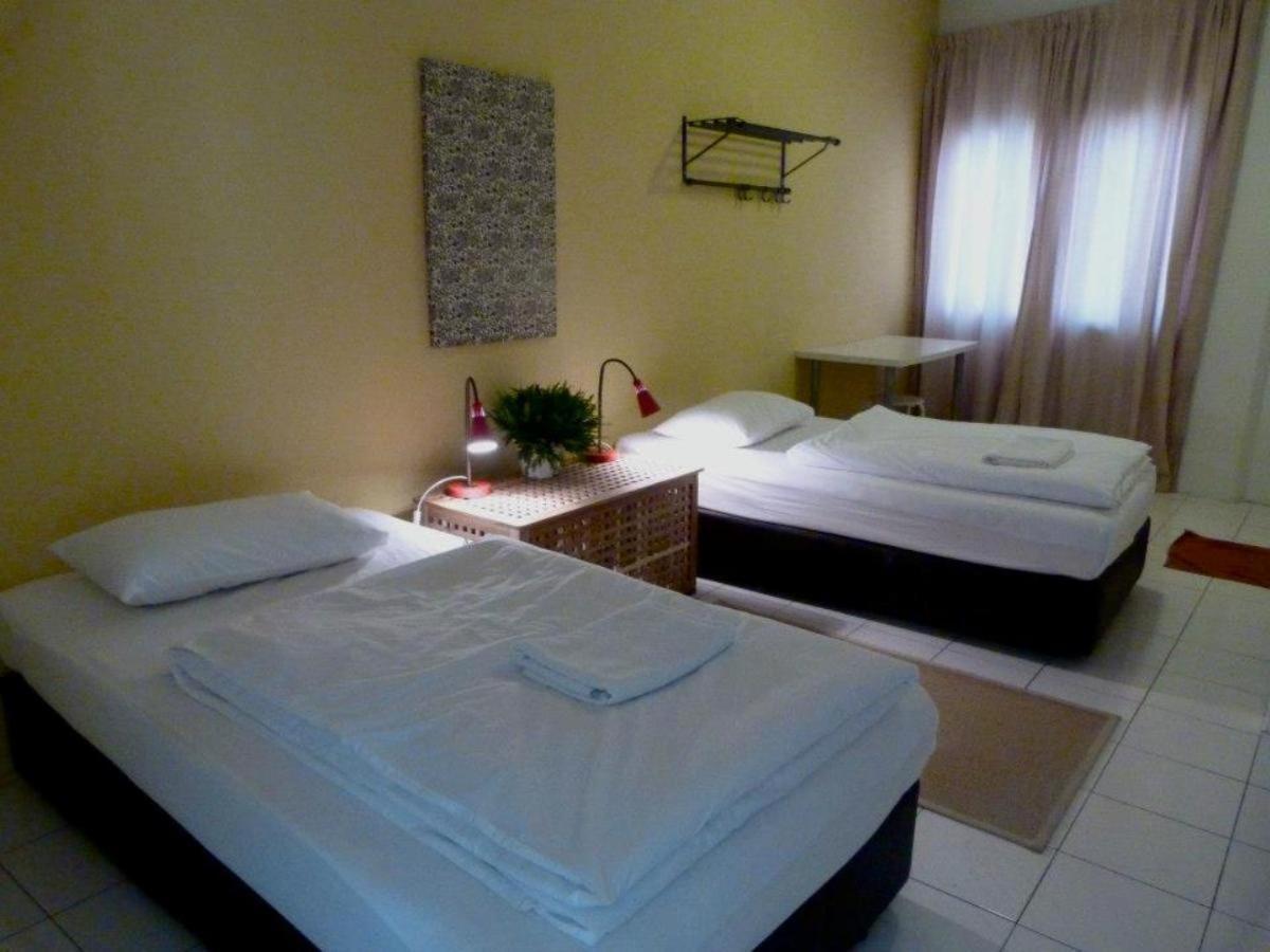 Orange Pekoe Guesthouse Куала Лумпур Екстериор снимка